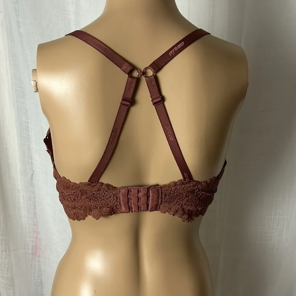 Aerie women 34 D bra ,wireless,embroidered,floral ,lace,sexy, feminine ,comfy - Picture 4 of 14